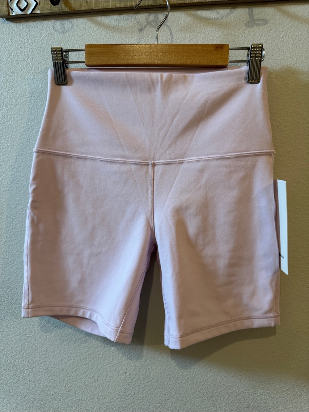 NWT Size 8 Lululemon Athletica Align Light Pink High-Rise 6” Bike Shorts!